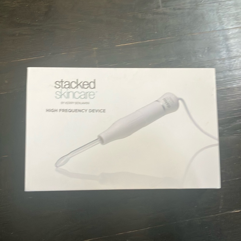 Stacked Skincare High Frequency Wand - White